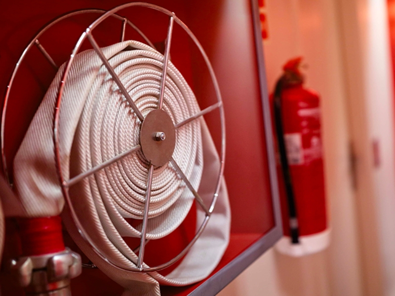 como usar mangueira de incêndio e dicas