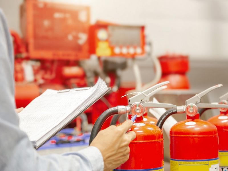 o que tem dentro do extintor e importância