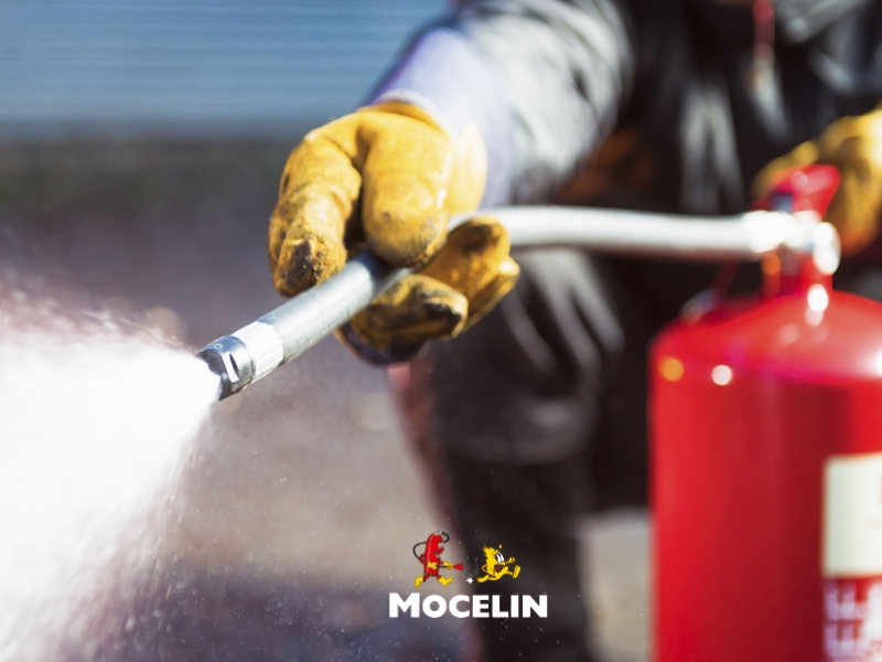 Entenda o que tem dentro do extintor e como ele funciona